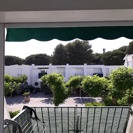 Apartment F2 Renove De 35m2 A 250m Du Bord De Mer